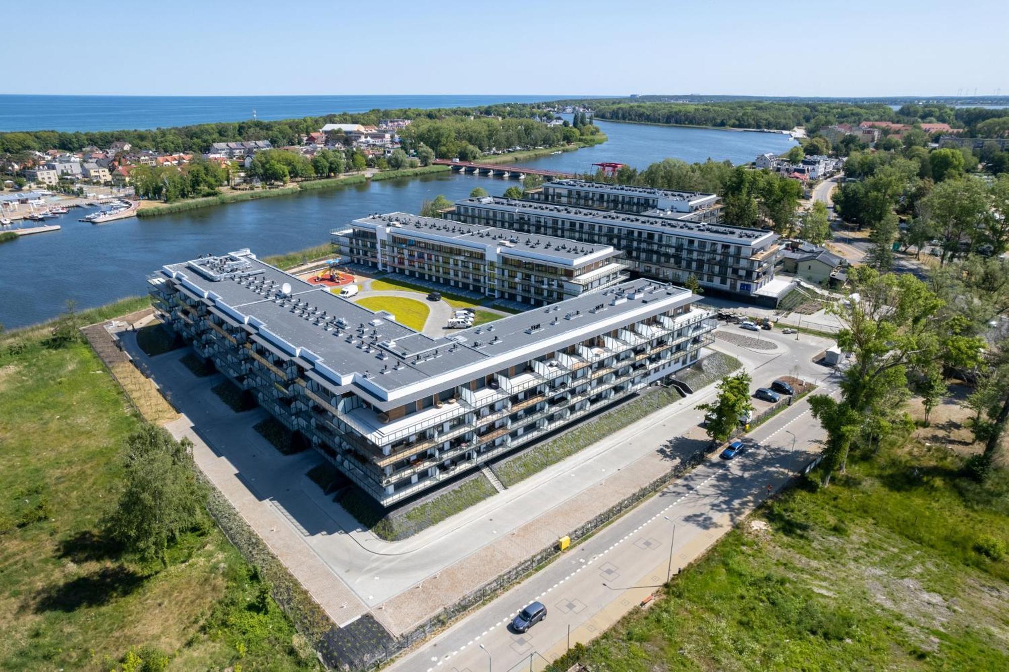 Wellness Resort & Spa Dziwnow Apartments With Parking By Noclegi Renters Ngoại thất bức ảnh