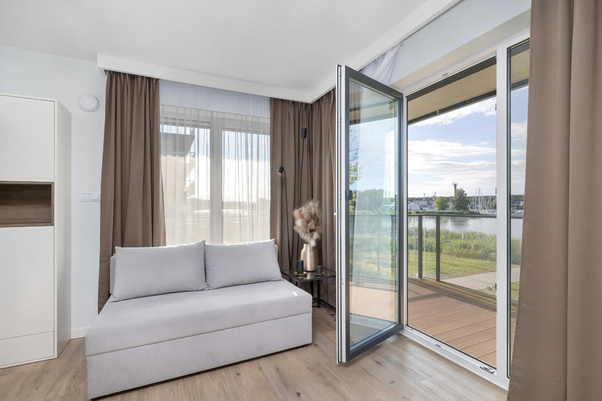 Wellness Resort & Spa Dziwnow Apartments With Parking By Noclegi Renters Ngoại thất bức ảnh